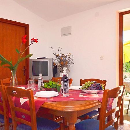 Apartments Miljenka Vodice Eksteriør bilde