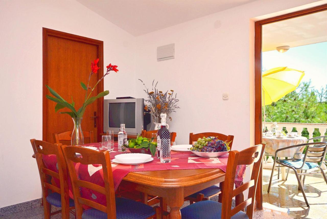 Apartments Miljenka Vodice Eksteriør bilde