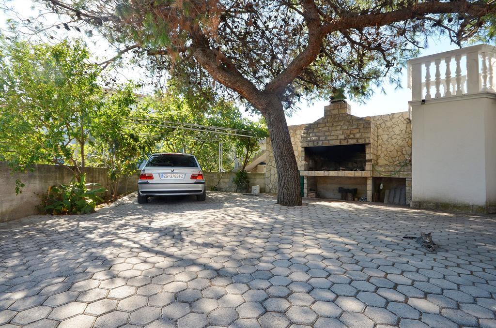 Apartments Miljenka Vodice Eksteriør bilde