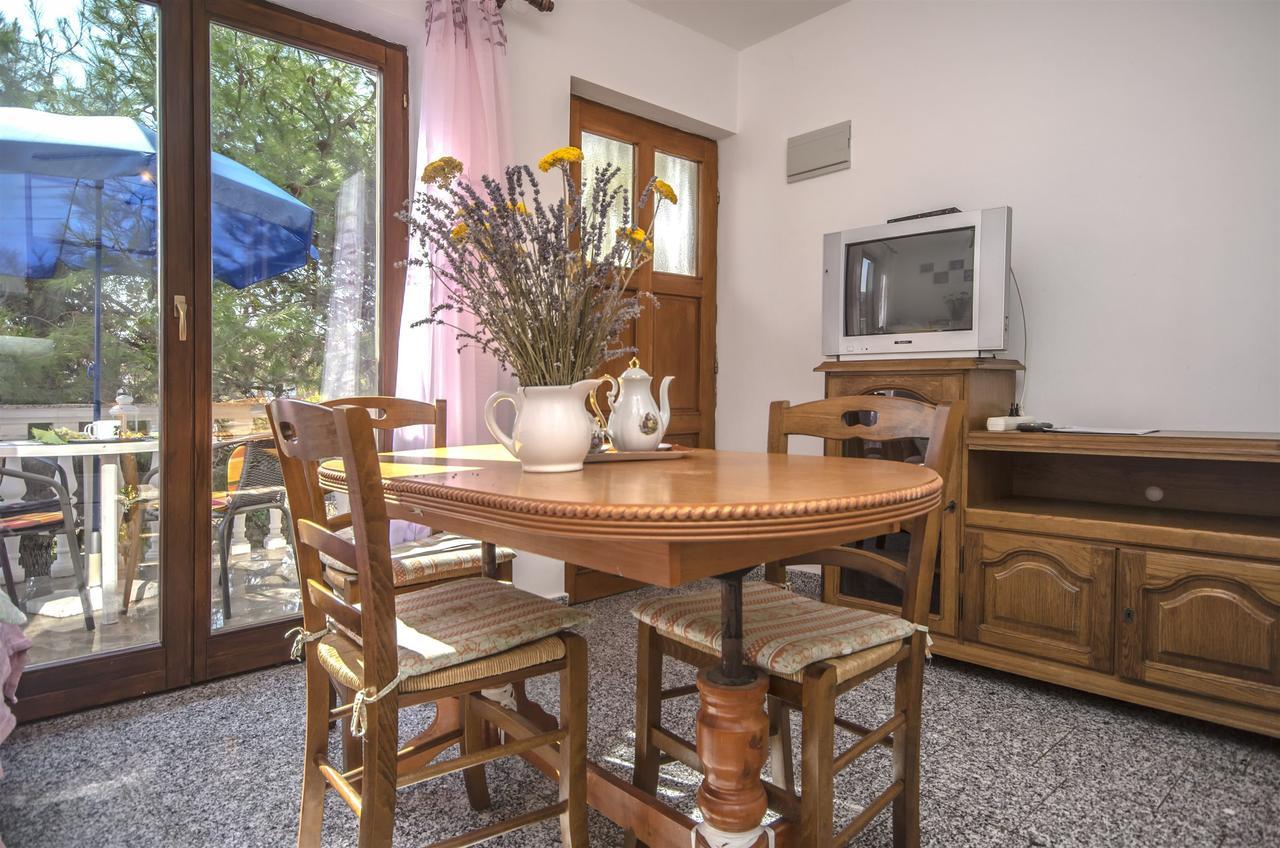 Apartments Miljenka Vodice Eksteriør bilde
