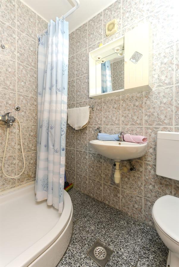 Apartments Miljenka Vodice Eksteriør bilde